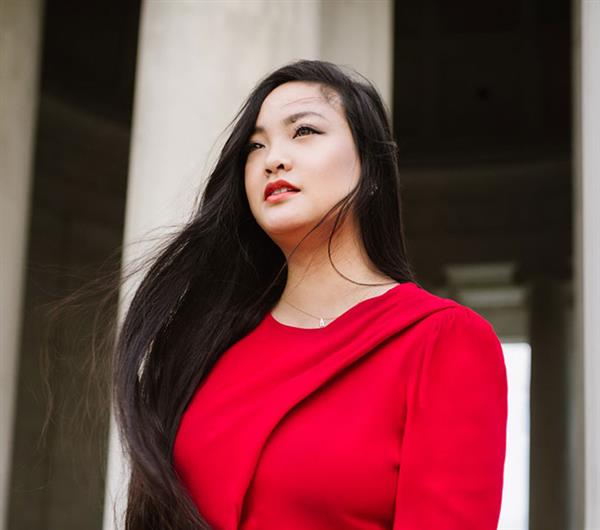 Cô gái gốc Việt được đề cử Nobel Hòa bình